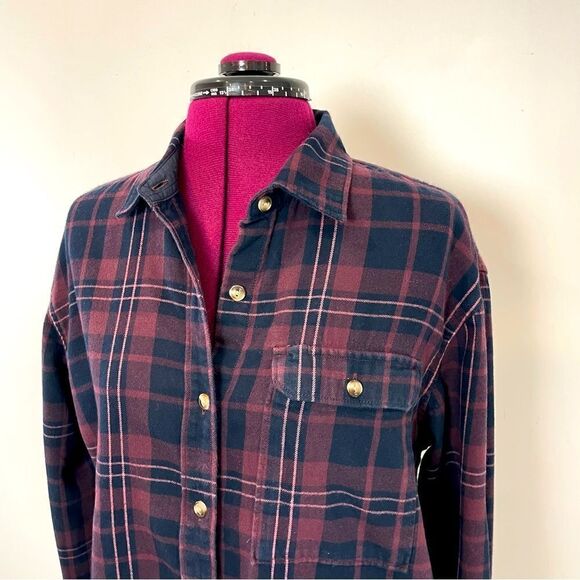 The North Face Purple Black Women's Berkeley Boyfriend Shirt sz M - Picture 2 of 12